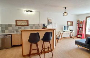 Mazet en provence pour 4, piscine chauffée privée, jardin clos privé, barbecue, chiens admis - Foto 8