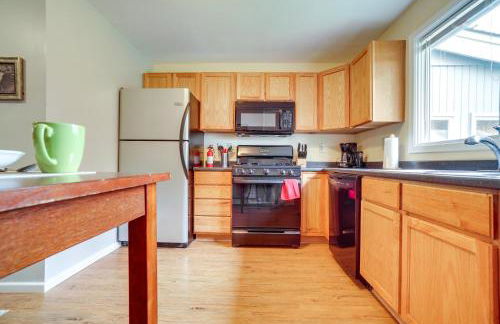 Convenient Kenai Apt - 3 Mi to Beach and Fishing - Foto 11