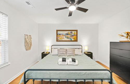 MiniGolf, HotTub, FirePit, PetFriendly, Sleeps 8 - Foto 9