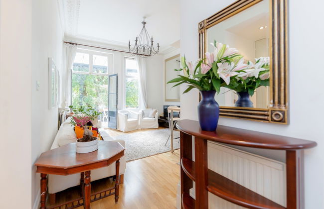 Philbeach Balcony- 2bed flat in Earls Ct - Photo 20