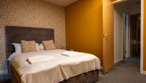 Muirhouse 2BR Apartment with Free Parking - Foto 5