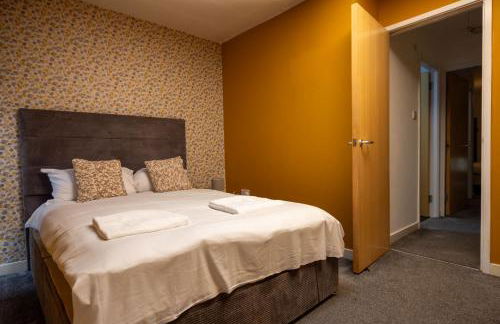 Muirhouse 2BR Apartment with Free Parking - Foto 5