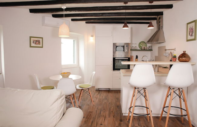 A&E Apartment - Near Cathedral of St James - Foto 15