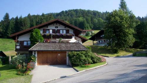 Haus Christl Reit im Winkl, Kostenloser Parkplatz, Spülmaschine, 5 Minuten zum Ortszentrum, ruhige Lage, Wlan - Foto 3