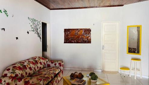 Maravilhosa casa com piscina - Foto 1