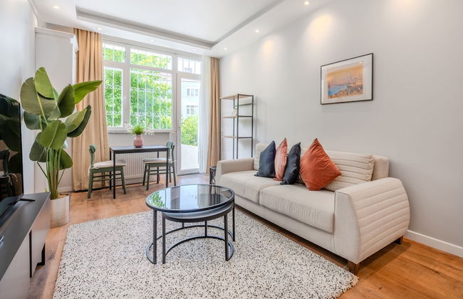 House w Garden 10 min to City s in Beyoglu - Photo 8