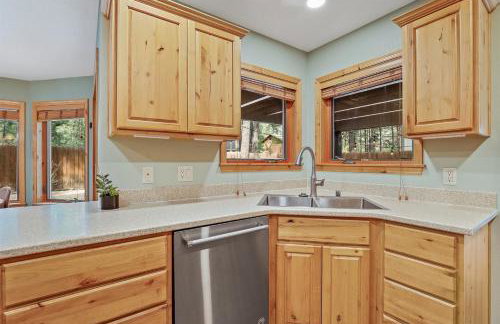 Bluebird Song Prime Flagstaff Location Outdoor Retreat with Fenced Yard and Firepit - Foto 11