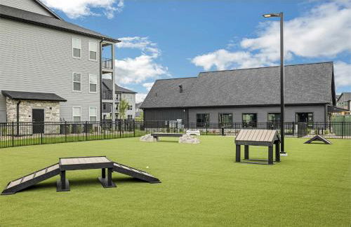 Landing Incredible 1BD Courtyard Gym - Foto 25