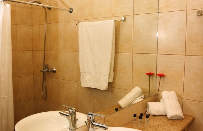 Elena Village - Photo 20