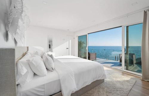 Black Swan- Beachfront Home with Year-Round Jacuzzi - Foto 2