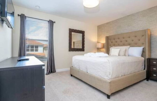 Gorgeous 6 Bedroom w Pool Paradise Palms - Foto 8