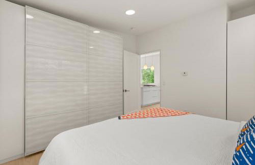 Private Oasis easy access to Park and Town - Foto 11