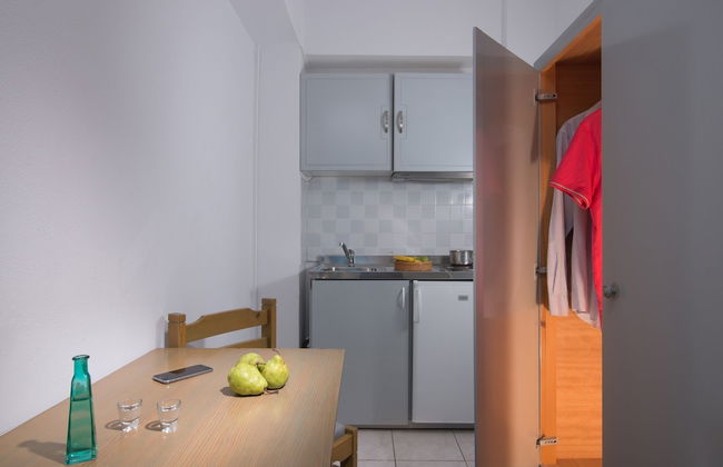 Lovely Studio in the City Center - Photo 2