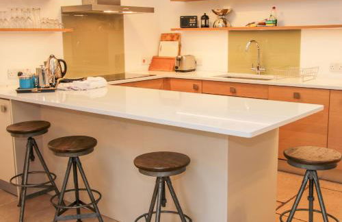 Treehouse Barn at Pitchford Estate - Foto 11