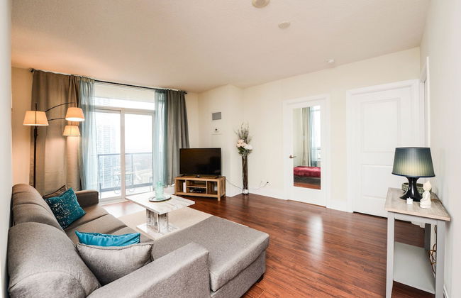 Sarkar Suites - 330 Burnhamthorpe Road - Photo 18