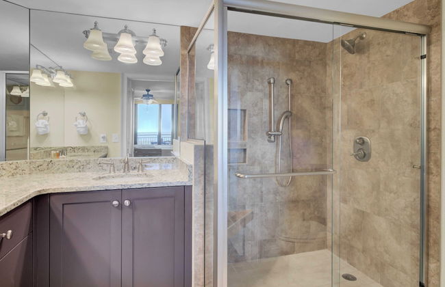 Oceanfront w/ Pool + Beach Access & Balcony View 312 B Shipwatch by Avantstay - Photo 16