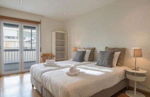 2 Bedroom Belem Wonder by LovelyStay - Photo 5