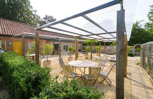 Chippenham Park Garden Rooms - Photo 12