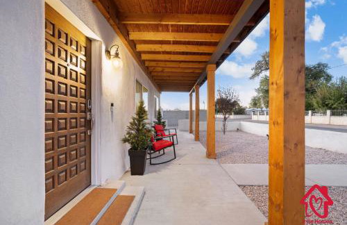 ValleyVibe: Modern Comfort in North Valley - an Irvie Home - Foto 33