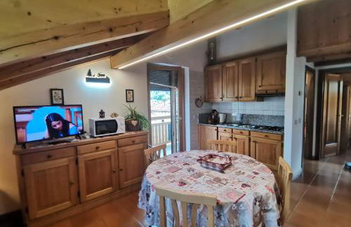 Mansarda a Carciato, trilocale in montagna - Foto 2