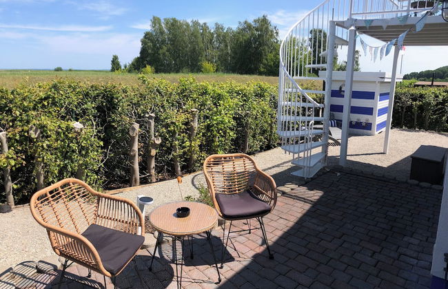 Serene Waterview Retreat 2 Bedrooms in Mönkebude, Germany - Foto 17