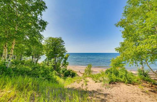 1 Mi to Lake Superior Cottage with Sauna and Rec Room - Foto 36