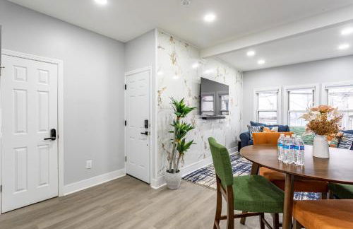 Modern Escape 3BR Apt with Parking - Foto 40