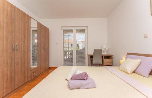 3 Bedroom Cozy Apartment In Ugrinic - Foto 28