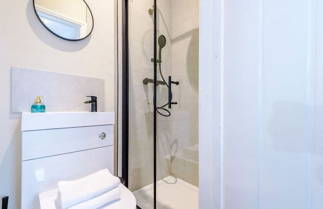 Salford Sanctuary 5 Bed House - Foto 35