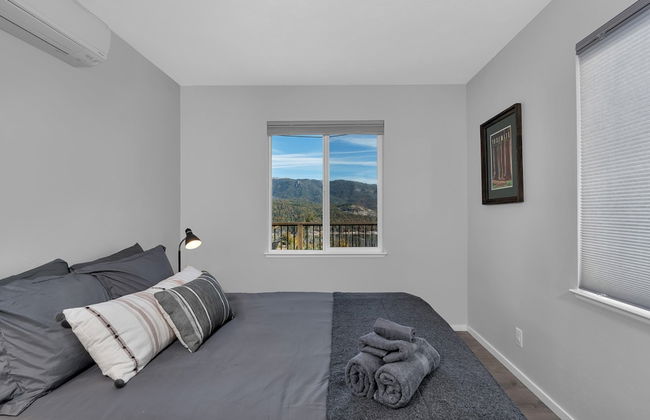 Modern 2bd Cabin With Stunning Views of Bass Lake - Foto 3