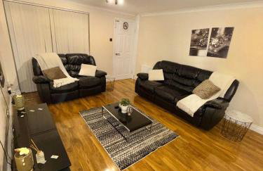 Cozy Two Bedroom in Welling - Photo 5