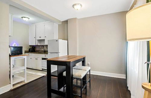 Large Top Floor Lookout (Pet-friendly) King 1 Bed - Foto 11