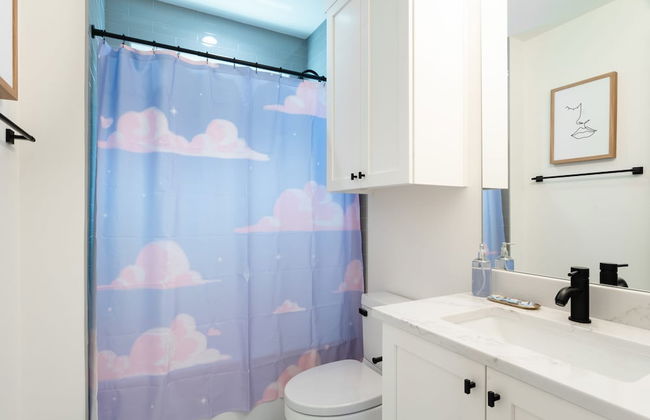 Eastside Home w Awesome Yard - Golf Pool Firepit - Foto 23