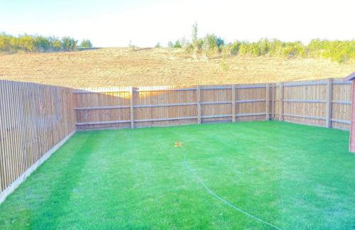 Brand New Stylish 3 Bed House - Foto 3