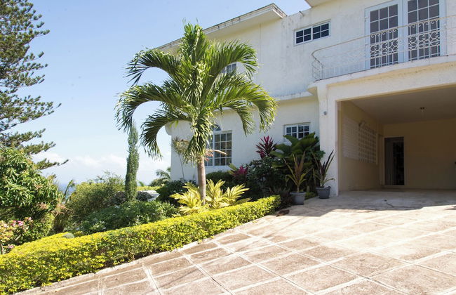 Hatfield South Villa - Photo 38