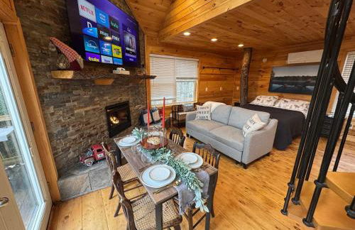 Treehouse Duo Lakefront 2 Private Hot Tubs - Photo 36