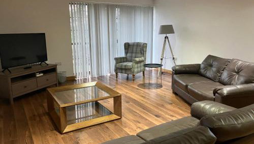 Berryhill West Steading - Peterhead - 3 bedroom 2 bathroom self-catering - Sleeps 5 - Private off-road parking - Yard & Shed - Suit Contractors - Newly Refurbished - Underfloor Heating - Drying Room - Golf Driving Range - Cafe - Extensive Footpaths - Foto 5