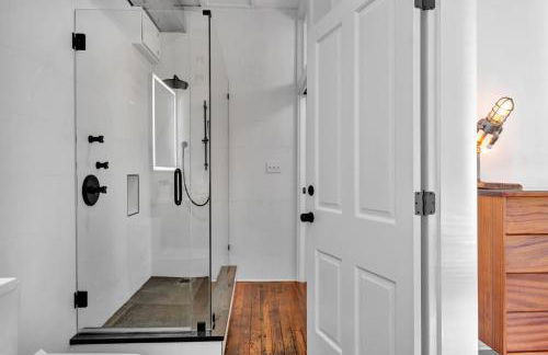 Charming Home Steps from Louisville Best Spots - Foto 25