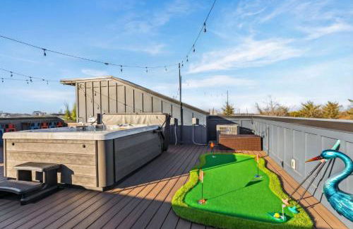 Hot Tub Poker Pool Table & Rooftop City MLS View - Foto 5
