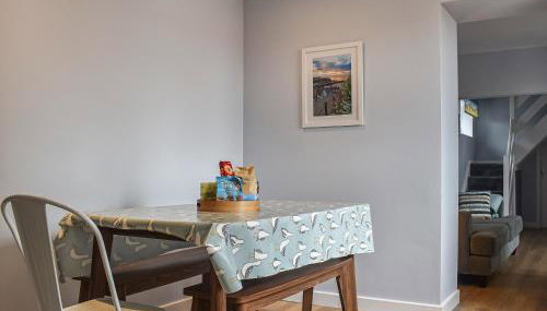 Harbour Hideout - Photo 4