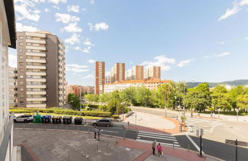 Frente al parque, en el centro - Foto 2