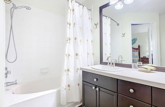 Adventureland Oasis - Resort Near Disney - Photo 37