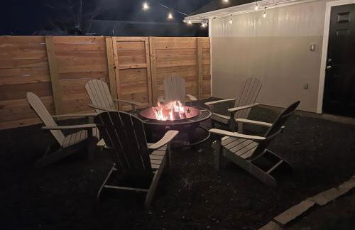 Cozy Home in the Heart of Aggieland - Photo 34