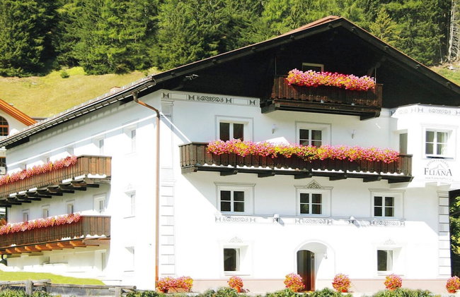 Apartment in Ischgl Overlooking the Mountains - Photo 1