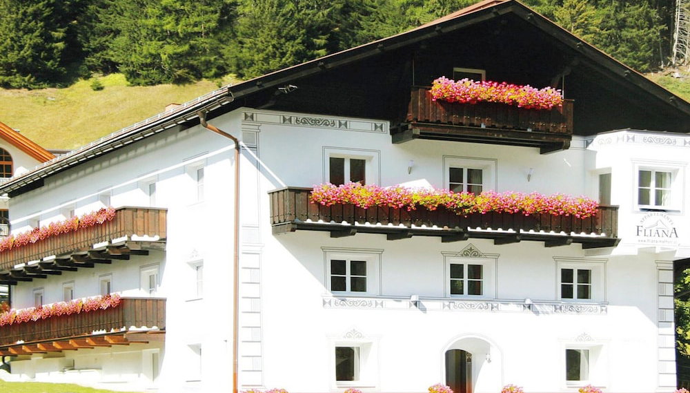 Apartment in Ischgl Overlooking the Mountains - Foto 1, Immagine principale
