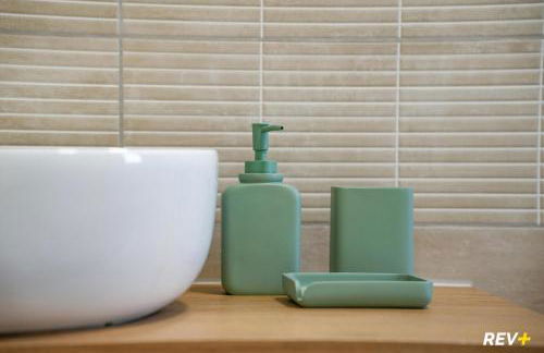 Anagnina Urban Stay Appartamento Luminoso con Balcone Metro A - Foto 16