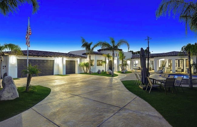 Movie Theater, Game Room, Pool, Hot Tub, & Views Villa Toscana by Avantstay - Foto 41