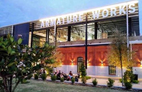 Chic Bungalow Apartment steps from Armature Works & Downtown Riverwalk - Foto 13