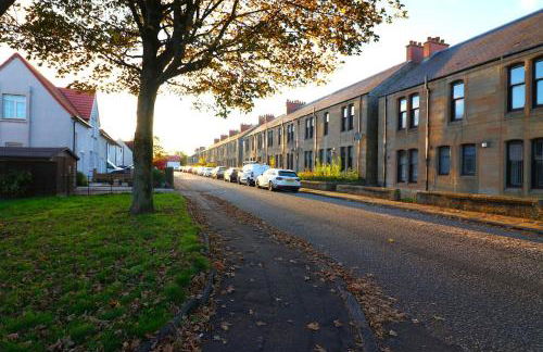 Modern 2 Bedroom Cottage Flat - Foto 18