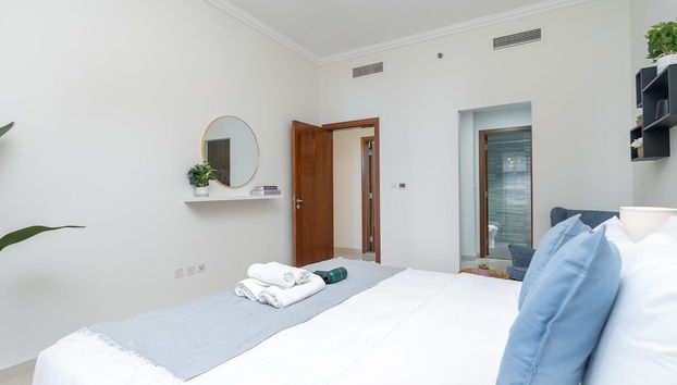 Luxe 1 BR City View Pool & Gym by Belvilla - Foto 2, Habitación